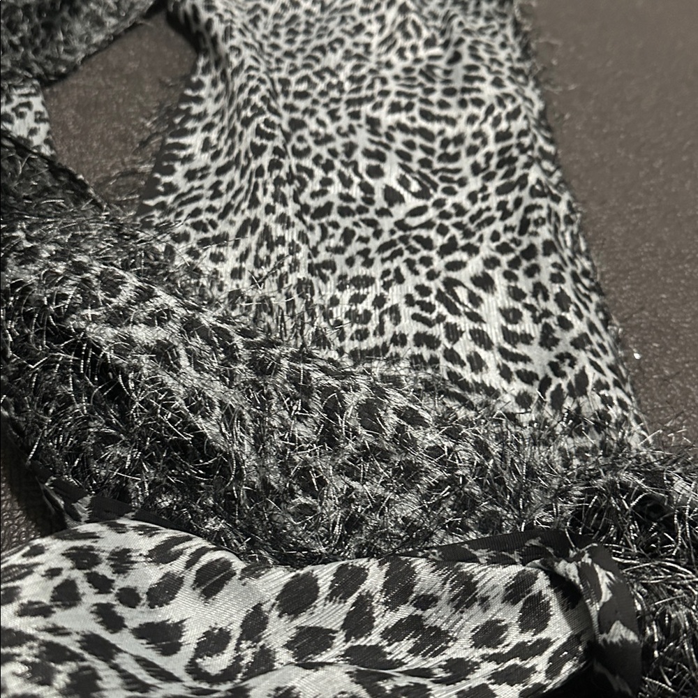 Assortment of 4 scarves - Picture 5 of 11